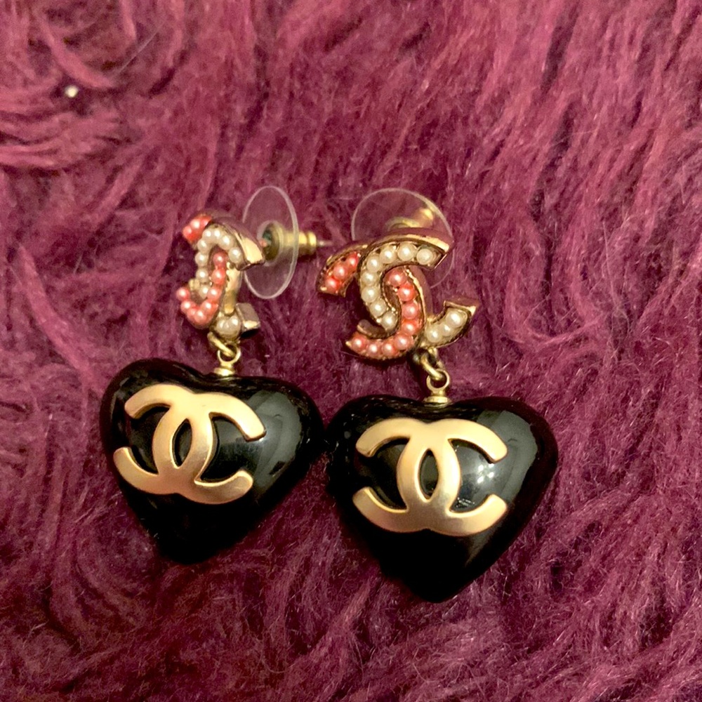 CHANEL Heart Earrings